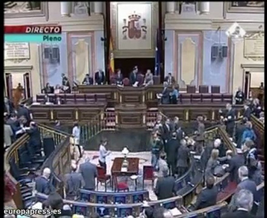 Zapatero telefoneó a Rajoy