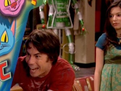 iCarly Season 4 Episode 3 - iGet Pranky