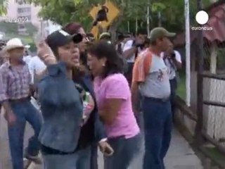 Triumphant return for Honduran ex-president