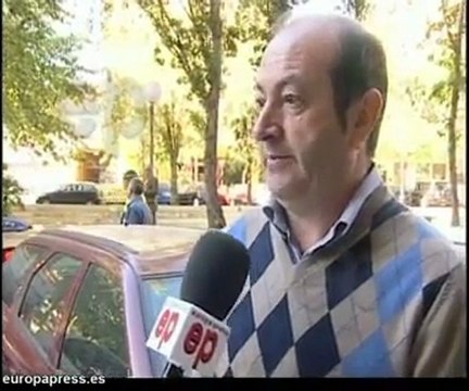 Un incendio calcina siete coches