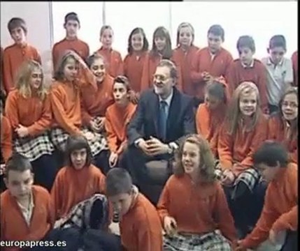 Rajoy pide respeto a la Constitución