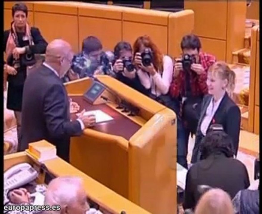 Pajín jura su cargo como senadora