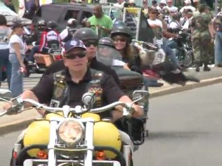 Sarah Palin: From 'Mama Grizzly' to motorcycle mama