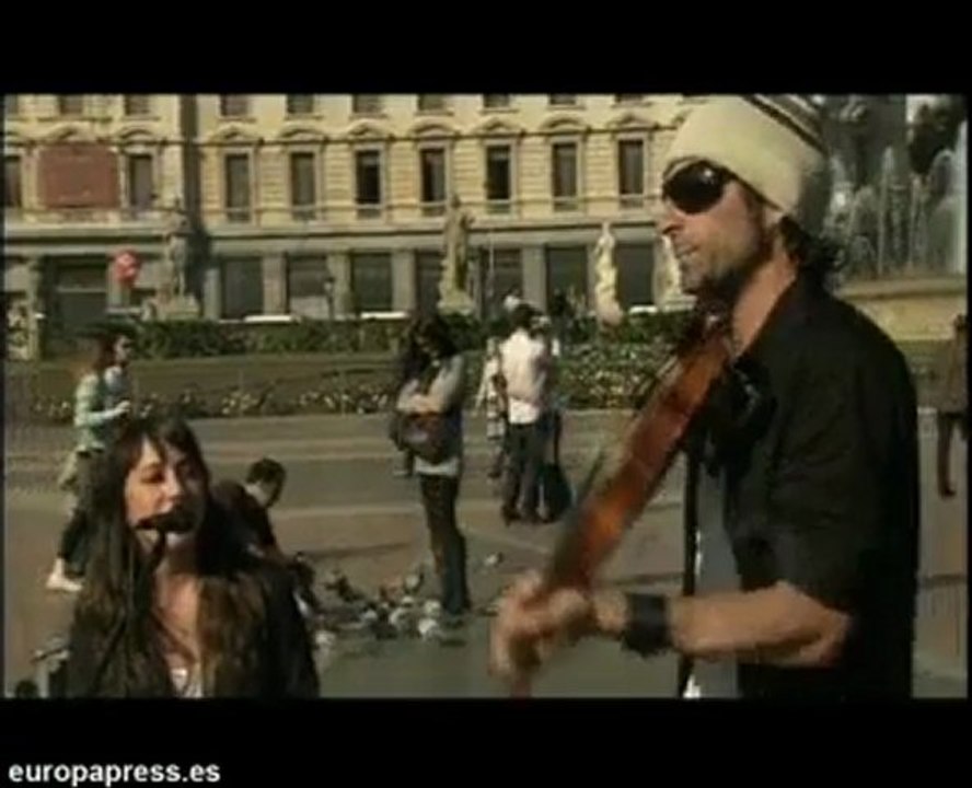 Alejandro Sanz apoya la música de la calle