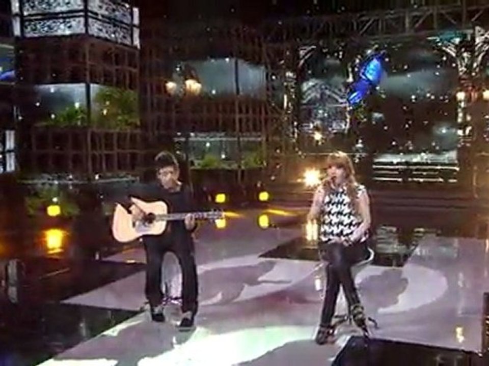 Park Bom - Don't Cry LIVE