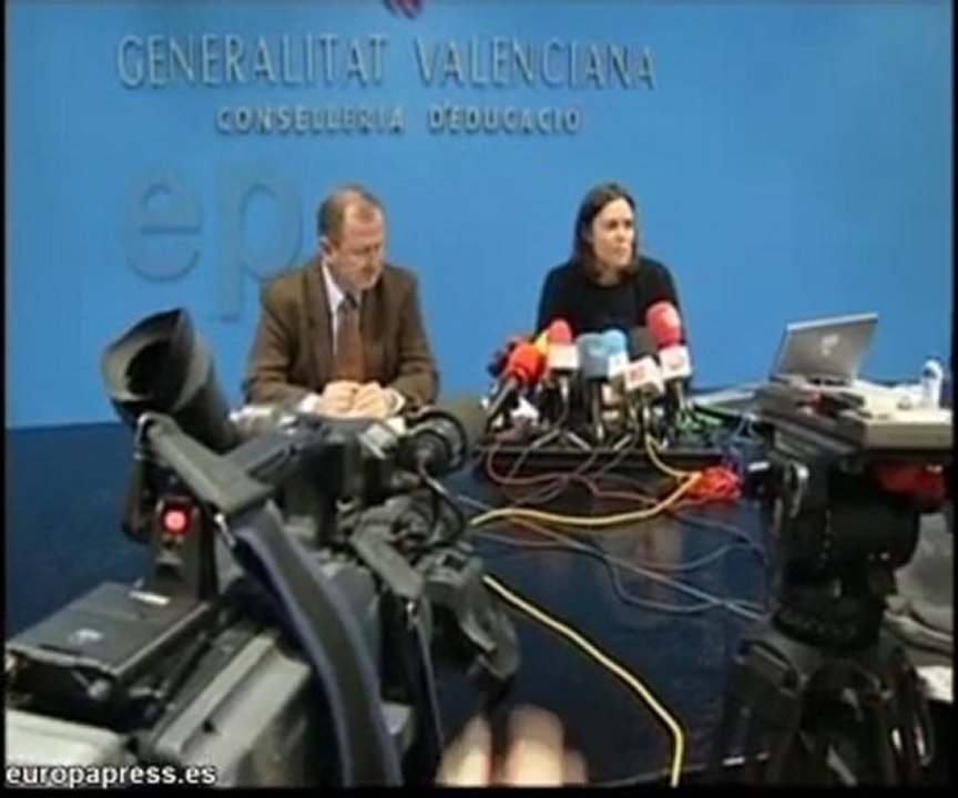 Las notas de sus hijos por mail o móvil