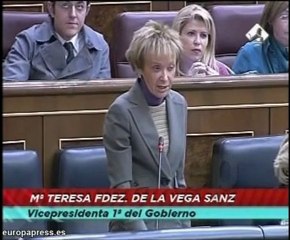 Tenso debate entre Soraya y De la Vega