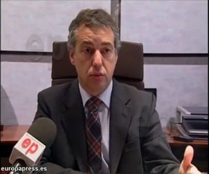 Urkullu reclama plante a Basagoiti