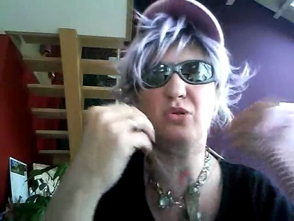 viens sur com-que-com...viens