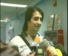 Famosos reparten juguetes