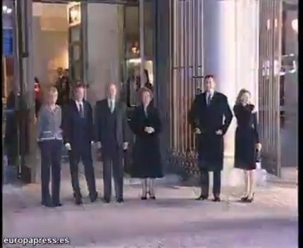 Letizia Ortiz deslumbra en la gala de la UE