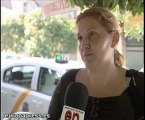 Taxista sevillana intenta volver a la normalidad