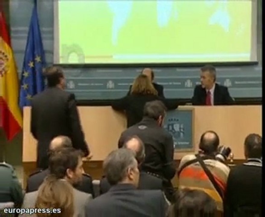 Rajoy pide cambiar Ley de Extranjería