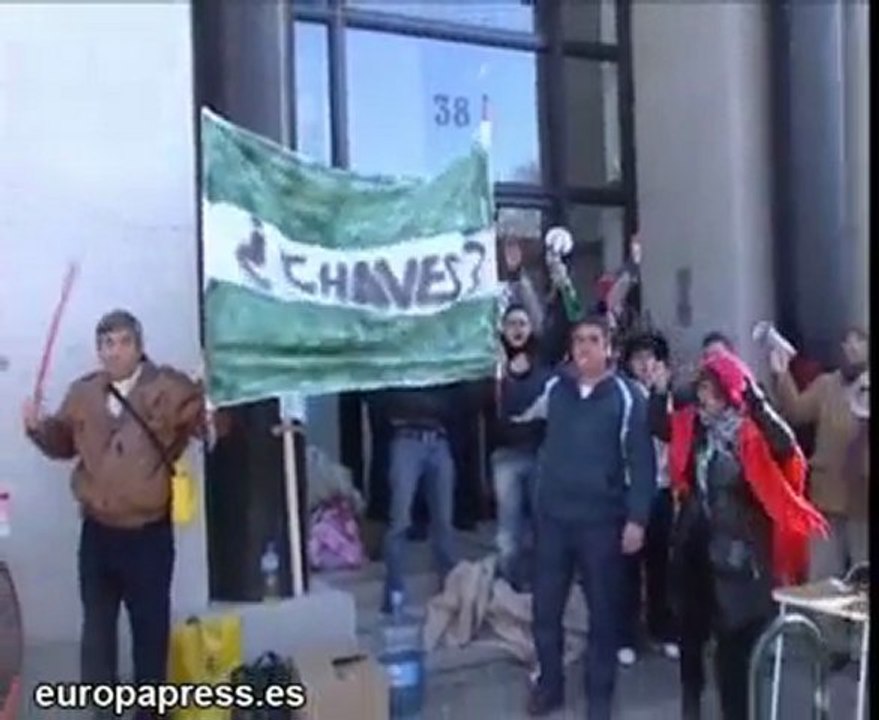 Acampados para reclamar el pago de 6 nóminas