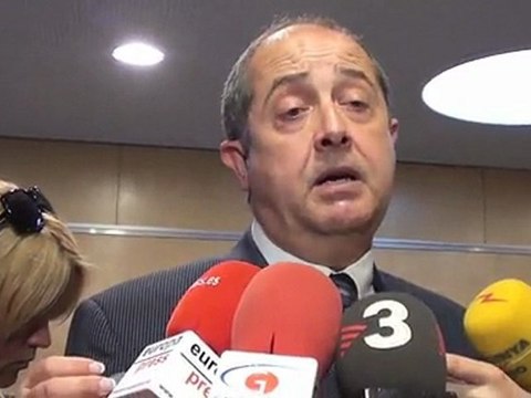 Felip Puig desalojo Plaza Catalunya #acampadabcn