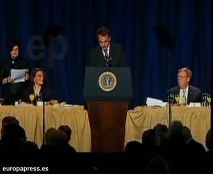 Zapatero pide respeto para los inmigrantes