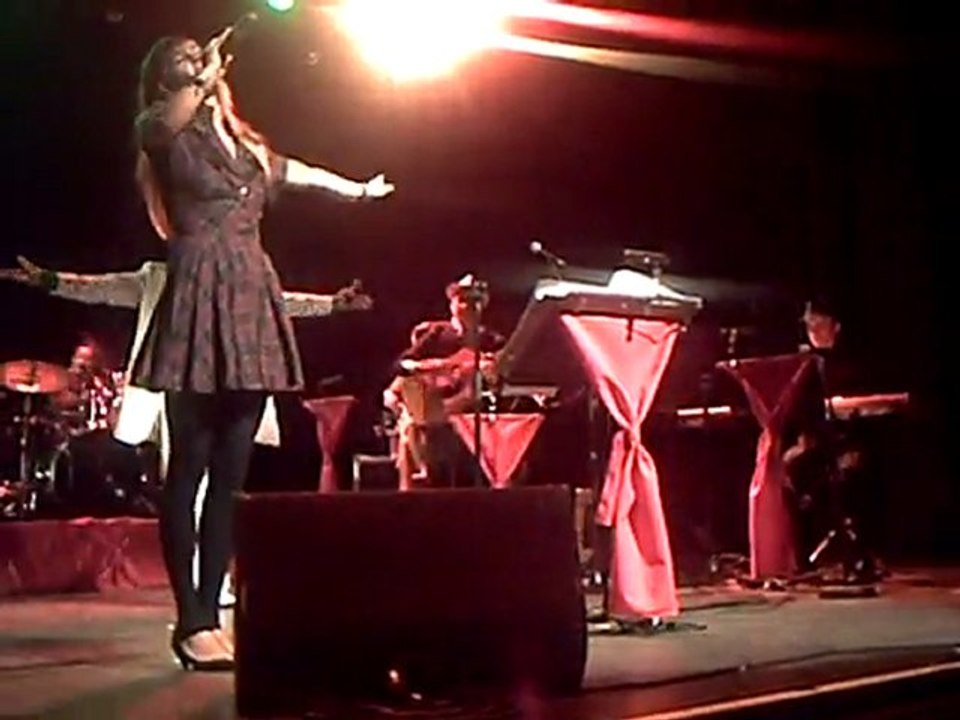 Grand Bal Pop Hilare - Parlez-moi d'Islande et de Fairy Tales