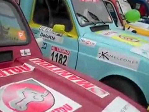 Départ du 4L&Faons ESIGETEL au 4L Trophy 2011