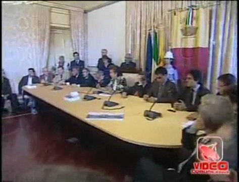 Napoli - Iervolino fuori da palazzo San Giacomo