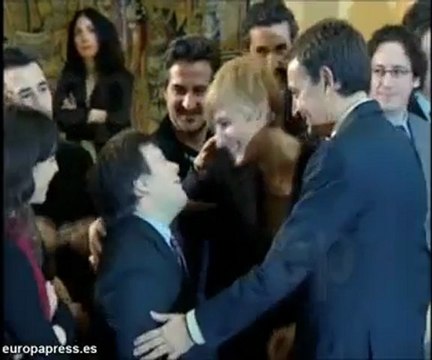 Zapatero recibe a los premiados