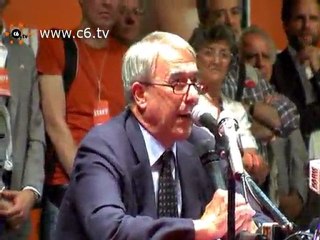 Il trionfo di Pisapia: 'Sarò il sindaco di tutta Milano'