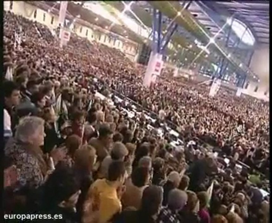Pide a Rajoy que "ayude a nuestro país"