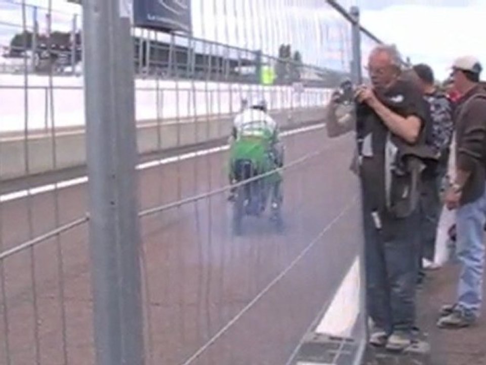 moto legende 2011 superbe demarrage