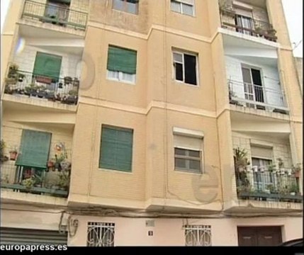 Inquilino incendia su vivienda