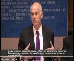 Papandreu critica a los bancos
