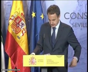 Zapatero ve "cobarde" la respuesta abertzale