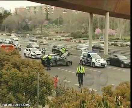 Ocho heridos leves en accidente en la M-30