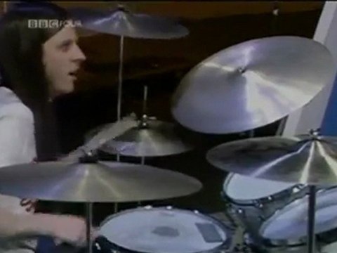 UPP feat. JEFF BECK - Down In The Dirt (1974 UK TV Performance)
