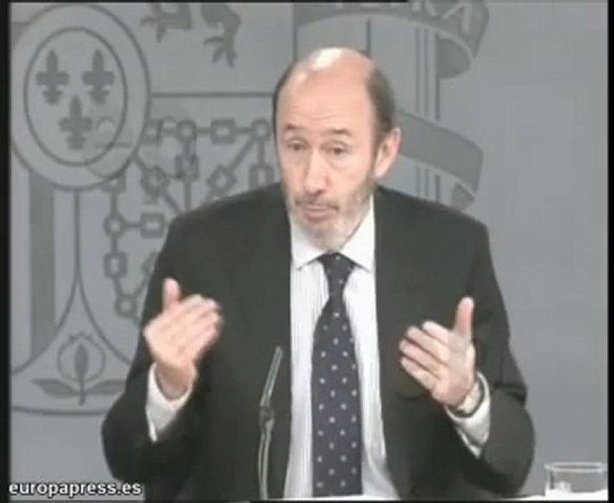 Rubalcaba contesta a Mayor Oreja