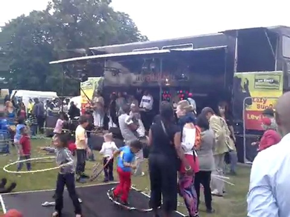 Soul music @Levi Roots Lazy Sunday Summer Concert, Brockwell Park, May 2011