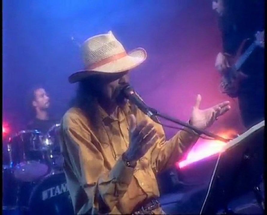 Cem Karaca- BRT performans- sakın dönme