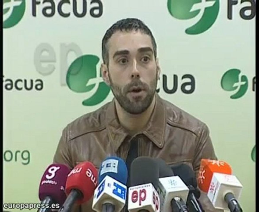 FACUA pide sanciones a las aerolíneas