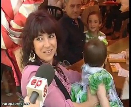 Sevillanos ultiman días en la Feria de Abril