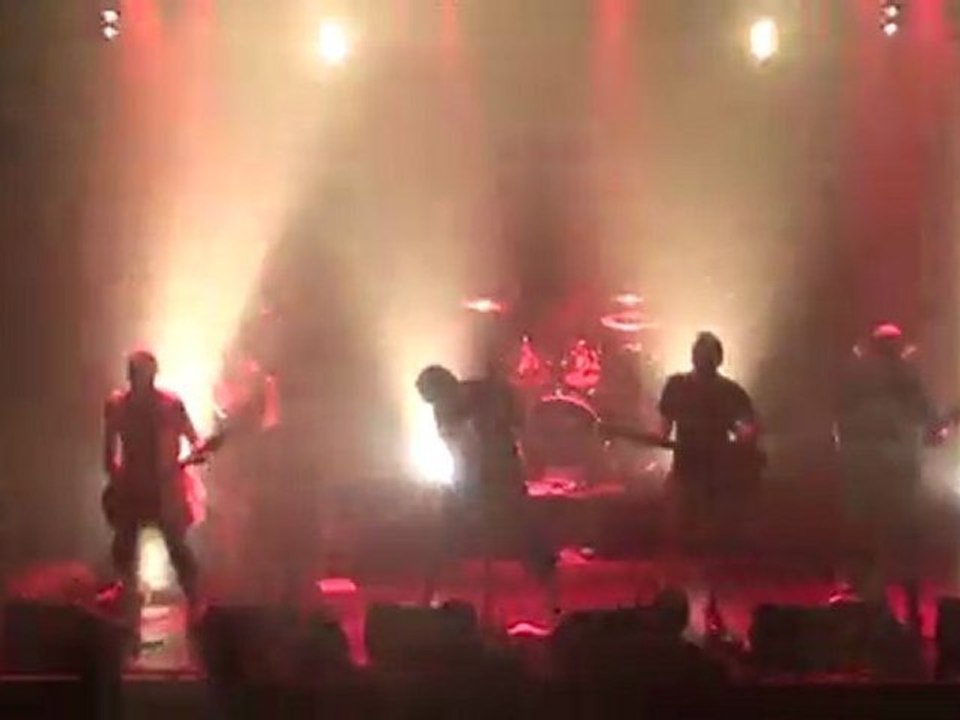 Les Etouffes Chrétiens au Ninkasi Kao: Punk je resterai