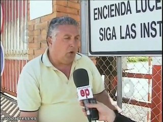 Un hombre se encadena en la Central de Almaraz