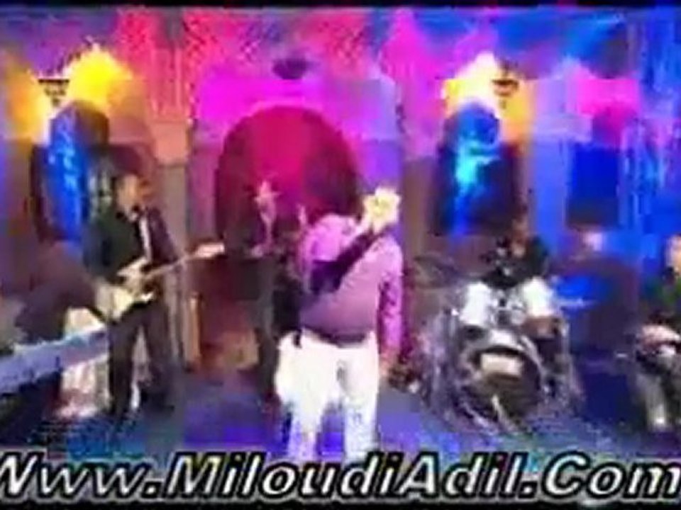 02-Enfin - adil el miloudi 2010 vol 3 video  .avi