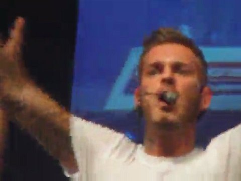 Matt Pokora - A nos actes manqués Epernay Carrefour des stars