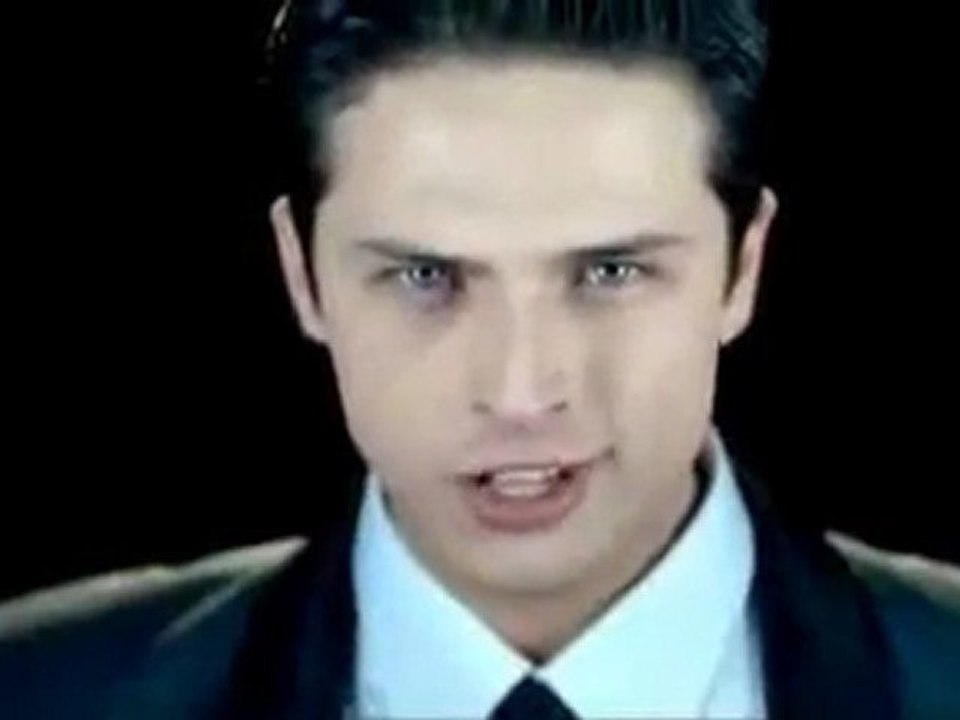 Gökhan Keser & Sıla - "Hadi ordan"  ( Lyrics )  / 2011