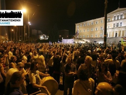 8η ημερα: Συνθήματα Αγανακτισμένων στο Σύνταγμα
