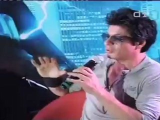 Shahrukh Khan Unveils Theatrical Promo Of Ra One