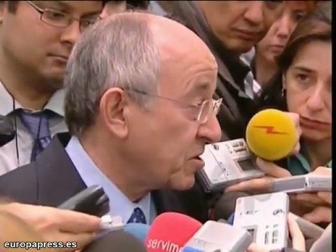 Fernández Ordoñez habla de las cajas