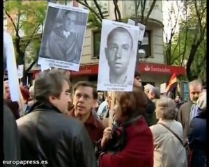 Protesta por la suspensión del juez Garzón