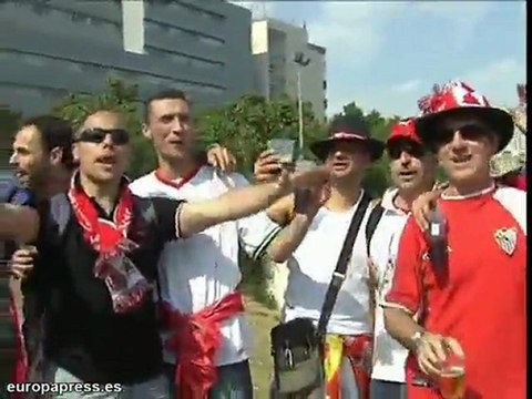 Rojiblancos y sevillistas en Barcelona
