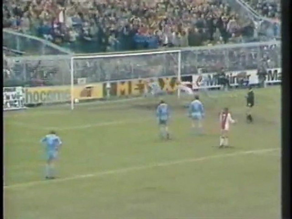 Γιόχαν Κρόιφ,  ο απόλυτος ποδοσφαιριστής