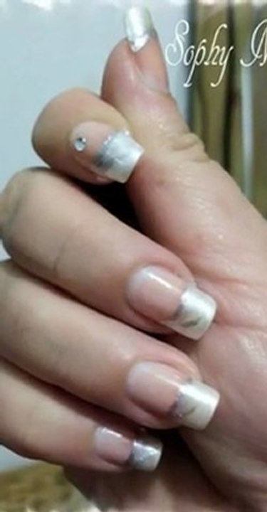 Shelter Sophy Nails