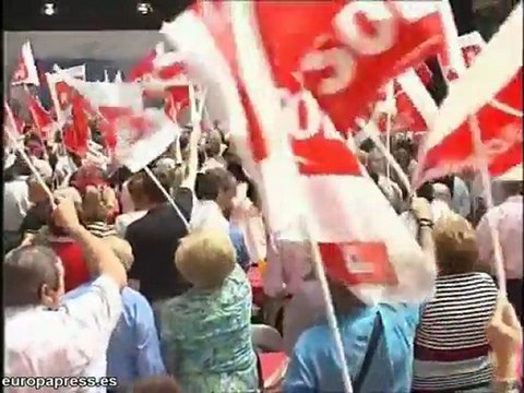 Confía en salir de la crisis a pesar de Rajoy